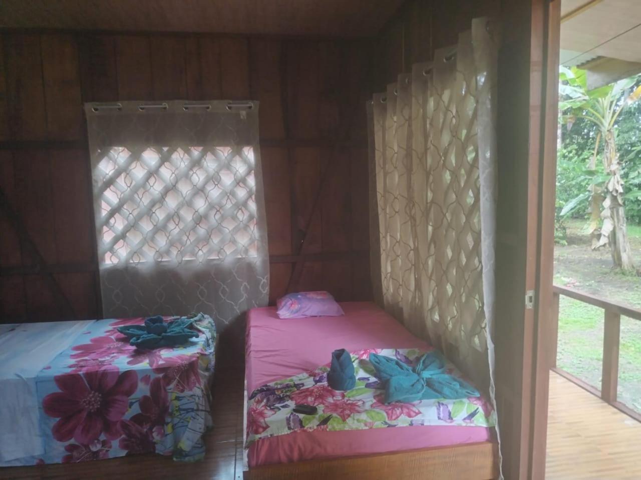 Laguna Caldera Lodge Siqurres Da Alegria Ngoại thất bức ảnh